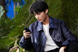 王俊凯壁纸最新爆料,青春活力，魅力四溢